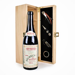 Buy Wine & Accessories Gift Box