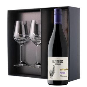 Buy Altitudes Reserva Pinot Noir 75cl Red Wine And Diamante Venezia Wine Glasses Gift Box Set