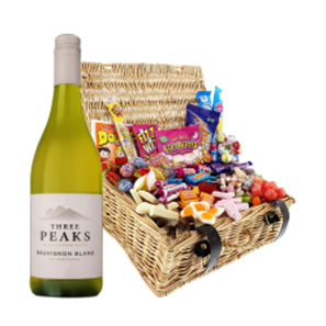 Buy Three Peaks Sauvignon Blanc 75cl White Wine And Retro Sweet Hamper