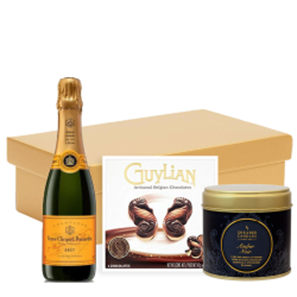 Buy Veuve Clicquot Brut Yellow label Champagne 37.5cl & Candle Gift Hamper